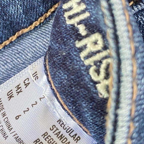 American Eagle Vintage High Rise Skinny Jeans Size 2 - Picture 10 of 10